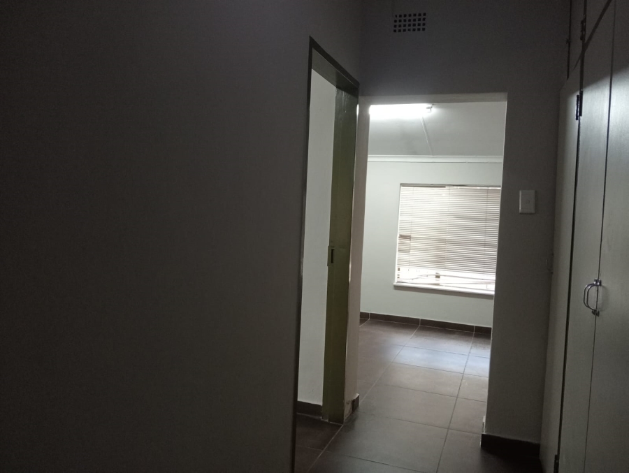 To Let Commercial Property for Rent in Rustenburg Central North West